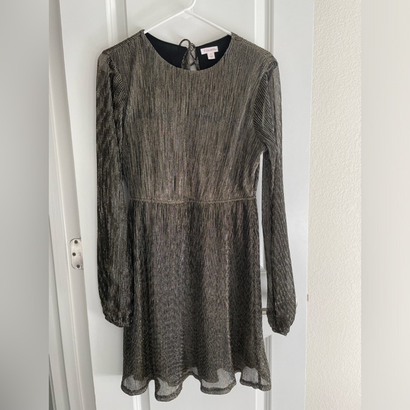 Xhilaration Long Sleeve Metallic Dress - Picture 9 of 10